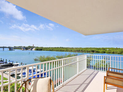 375 Beach Road, Tequesta, FL 33469