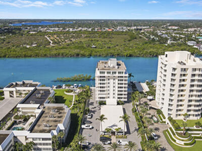 375 Beach Road, Tequesta, FL 33469