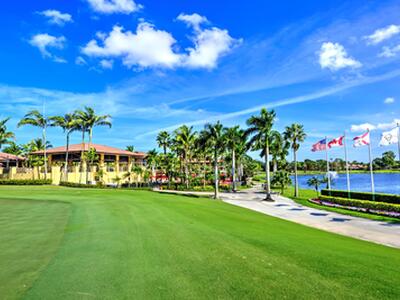 135 Brackenwood Road, Palm Beach Gardens, FL 33418