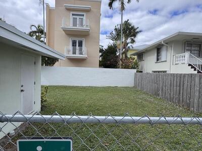 3241 NE 15th Street, Pompano Beach, FL 33062