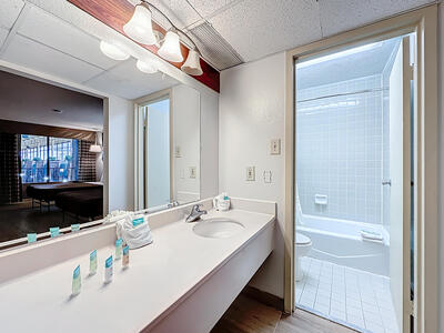 910 Suemac Road, Jacksonville, FL 32254