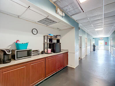 4645 N Socrum Loop Road, Lakeland, FL 33809