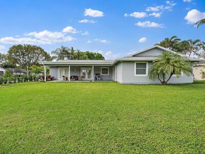 1342 Essex Drive, Wellington, FL 33414
