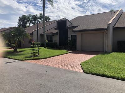 6746 Versailles Court