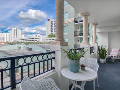 600 S Dixie Highway, West Palm Beach, FL 33401