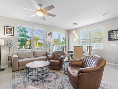 4062 Hot Springs Avenue, Palm Springs, FL 33461