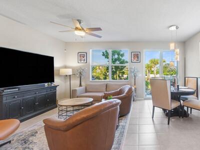 4062 Hot Springs Avenue, Palm Springs, FL 33461