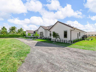 2889 E Appaloosa Trail E, Wellington, FL 33414