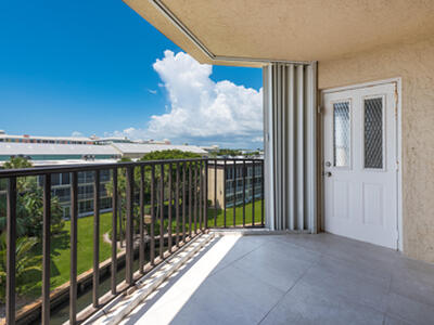 896 N Federal Highway, Lantana, FL 33462
