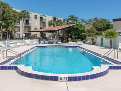 896 N Federal Highway, Lantana, FL 33462