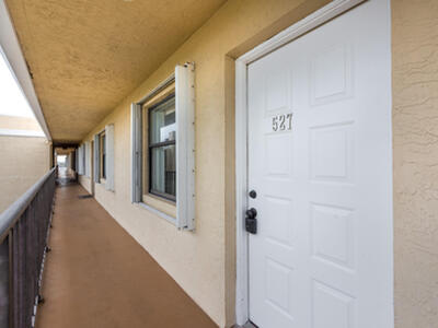 896 N Federal Highway, Lantana, FL 33462