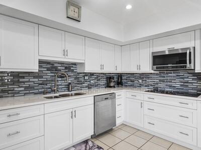 3120 S Ocean Boulevard, Palm Beach, FL 33480