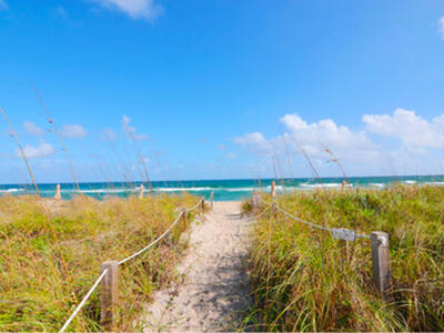 2560 S Ocean Boulevard, Palm Beach, FL 33480