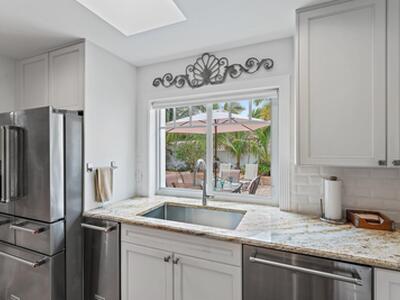 460 Sunrise Way, Juno Beach, FL 33408