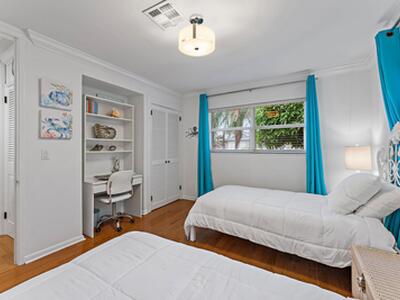 460 Sunrise Way, Juno Beach, FL 33408