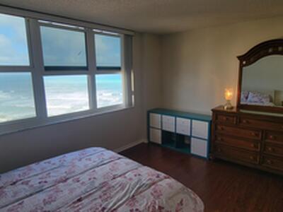 5440 N Ocean Drive, Singer Island, FL 33404