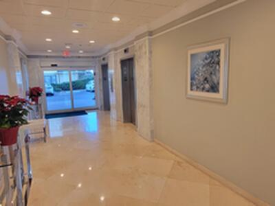 5440 N Ocean Drive, Singer Island, FL 33404