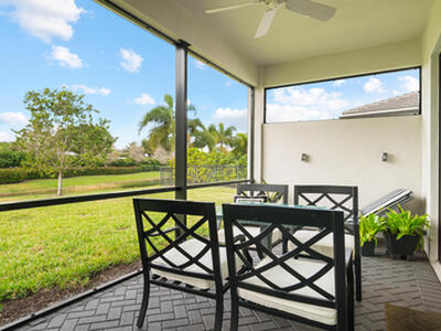 2958 Gin Berry Way, West Palm Beach, FL 33401