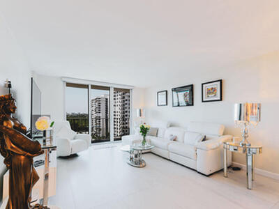 2121 N Ocean Boulevard, Boca Raton, FL 33431