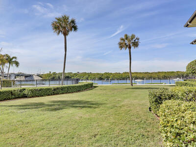 275 Beach Road, Tequesta, FL 33469