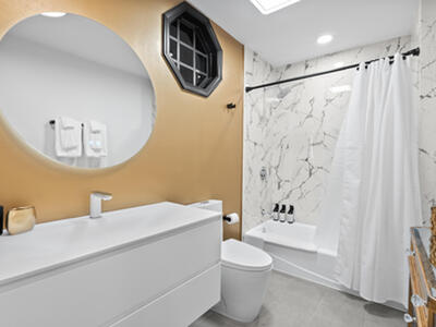 516 Royal Plaza Drive, Fort Lauderdale, FL 33301