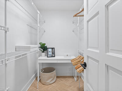 516 Royal Plaza Drive, Fort Lauderdale, FL 33301