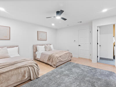 516 Royal Plaza Drive, Fort Lauderdale, FL 33301