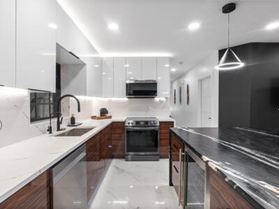 516 Royal Plaza Drive, Fort Lauderdale, FL 33301