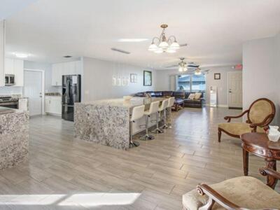 120 Park Lane E, Hypoluxo, FL 33462