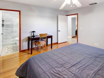 120 Park Lane E, Hypoluxo, FL 33462