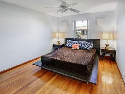 120 Park Lane E, Hypoluxo, FL 33462