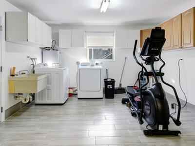 120 Park Lane E, Hypoluxo, FL 33462