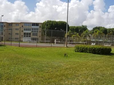 2400 NE 1st Lane, Boynton Beach, FL 33435