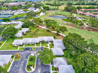 526 Club Drive, Palm Beach Gardens, FL 33418