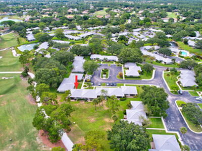 526 Club Drive, Palm Beach Gardens, FL 33418