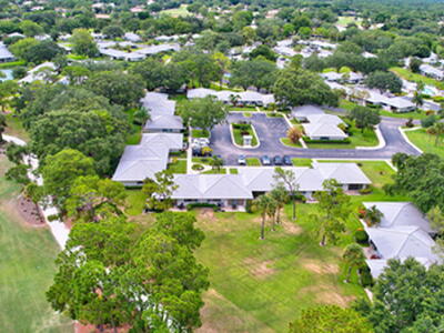 526 Club Drive, Palm Beach Gardens, FL 33418