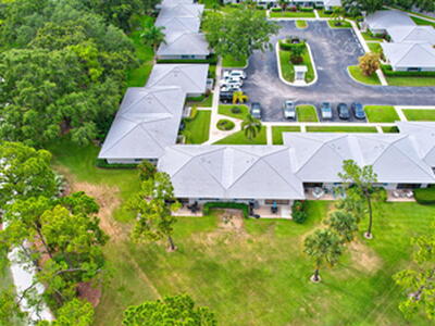 526 Club Drive, Palm Beach Gardens, FL 33418