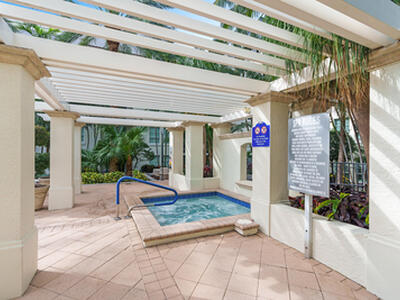 600 S Dixie Highway, West Palm Beach, FL 33401