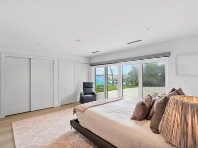714 S Lake Drive, Lantana, FL 33462