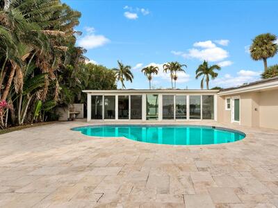 714 S Lake Drive, Lantana, FL 33462