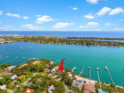 714 S Lake Drive, Lantana, FL 33462