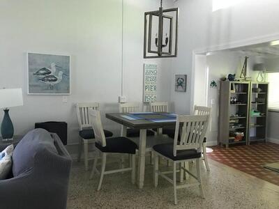 7 Bel Air Drive, Boynton Beach, FL 33435