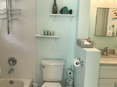 7 Bel Air Drive, Boynton Beach, FL 33435