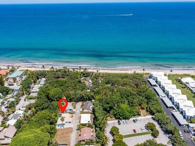 7 Bel Air Drive, Boynton Beach, FL 33435