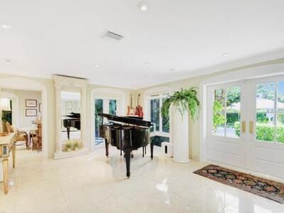 714 S Atlantic Drive, Lantana, FL 33462