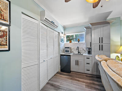 12140 SE Indian River Drive N, Hobe Sound, FL 33455