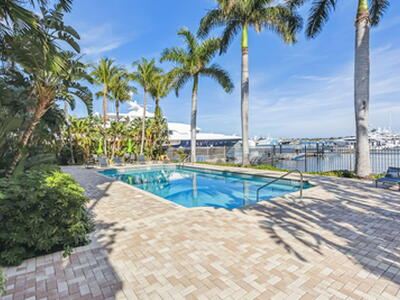 3960 N Flagler Drive, West Palm Beach, FL 33407