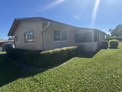 2985 Crosley Drive W, West Palm Beach, FL 33415