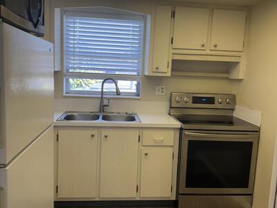 2985 Crosley Drive W, West Palm Beach, FL 33415