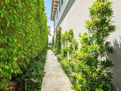 350 E Ocean Avenue, Lantana, FL 33462